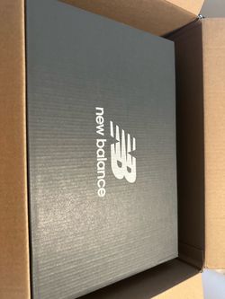 ORIGINAL NEW BALANCE WHITE & BLACK EDITION