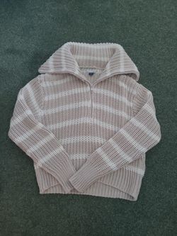 American Eagle- Quarter Zip Cropped Sweater