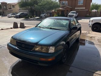 Toyota Avalon with cold ac