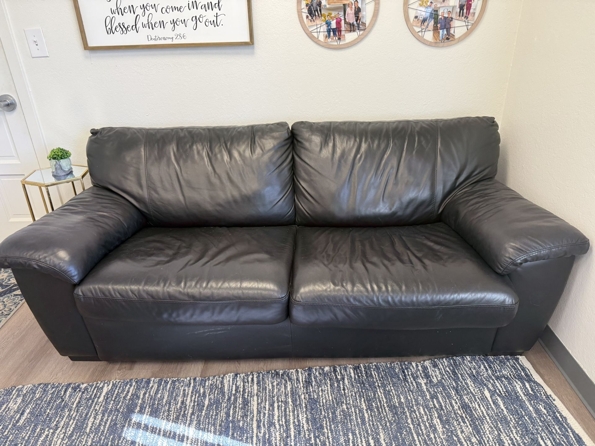 Black Leather Couch Fold Out Bed