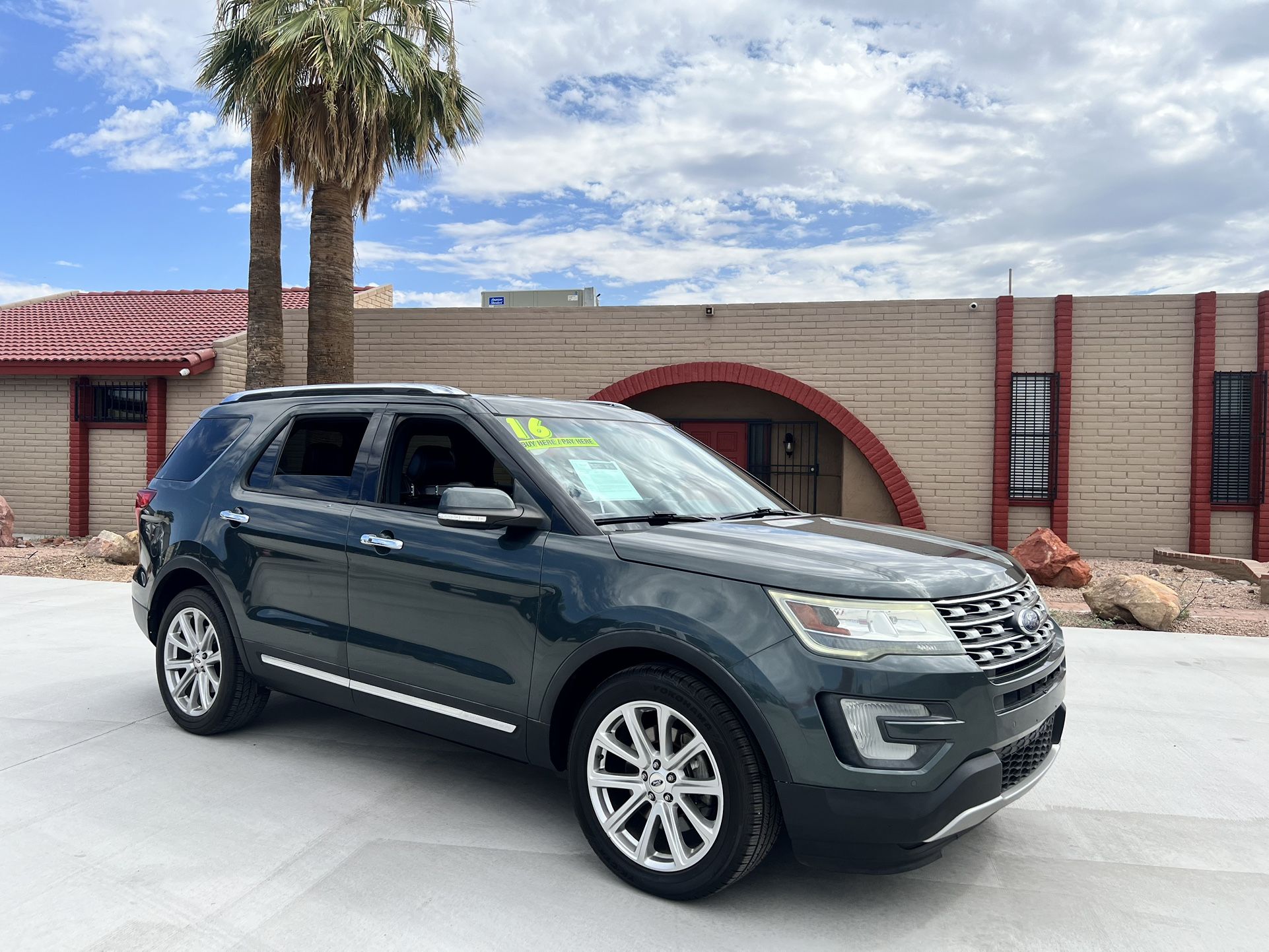 2016 Ford Explorer