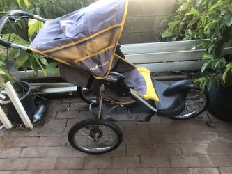 3 Wheel Stroller