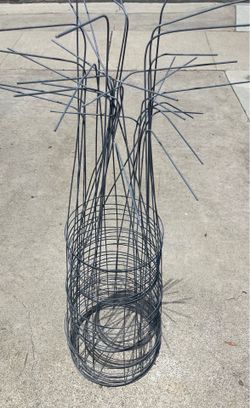 Tomato cages - 48” tall - good condition
