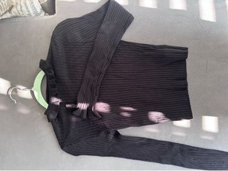 Black Ribbed Knit Long sleeve with Ruffle Detail