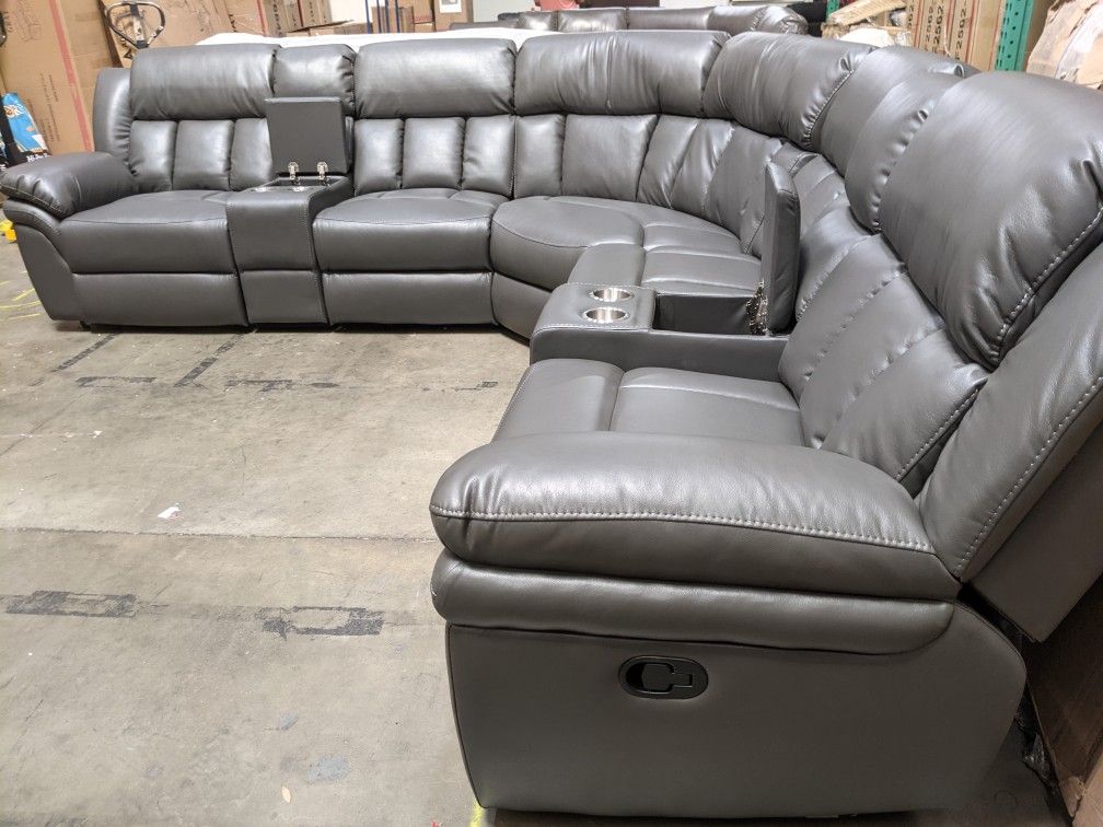 Brand New Extra Large Seven-piece Modular Sectional Couch Gray Color