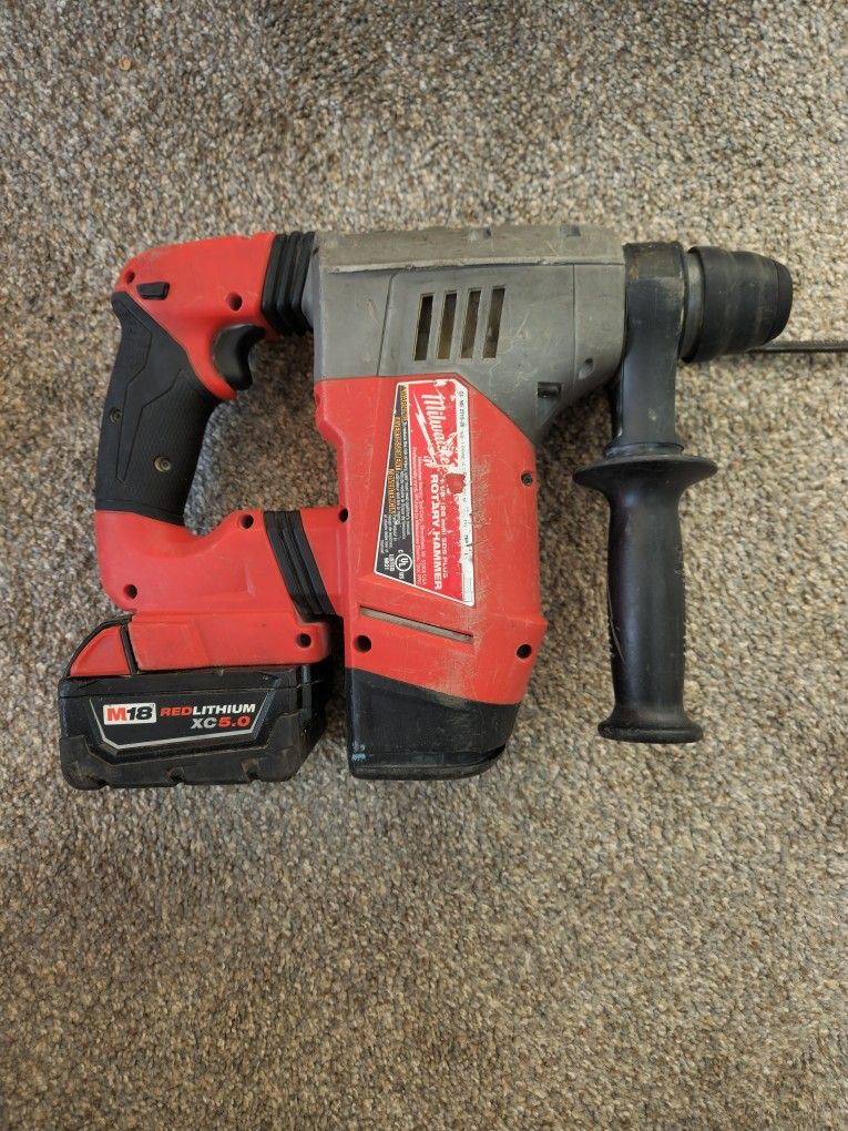 Milwaukee 271520 18V LiIon 11/8" Cordless Rotary Hammer Drill w/ 6AH
