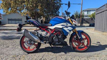 2024 BMW G310R clean title motorcycle