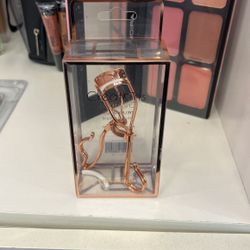 Eyelash Curler