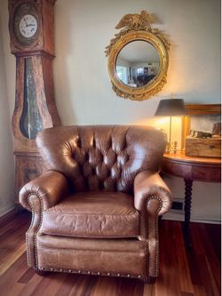 Leather Tufted Club Chair