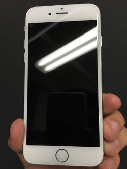 iPHONE 6 16GB SILVER SPRINT BOOST MOBILE