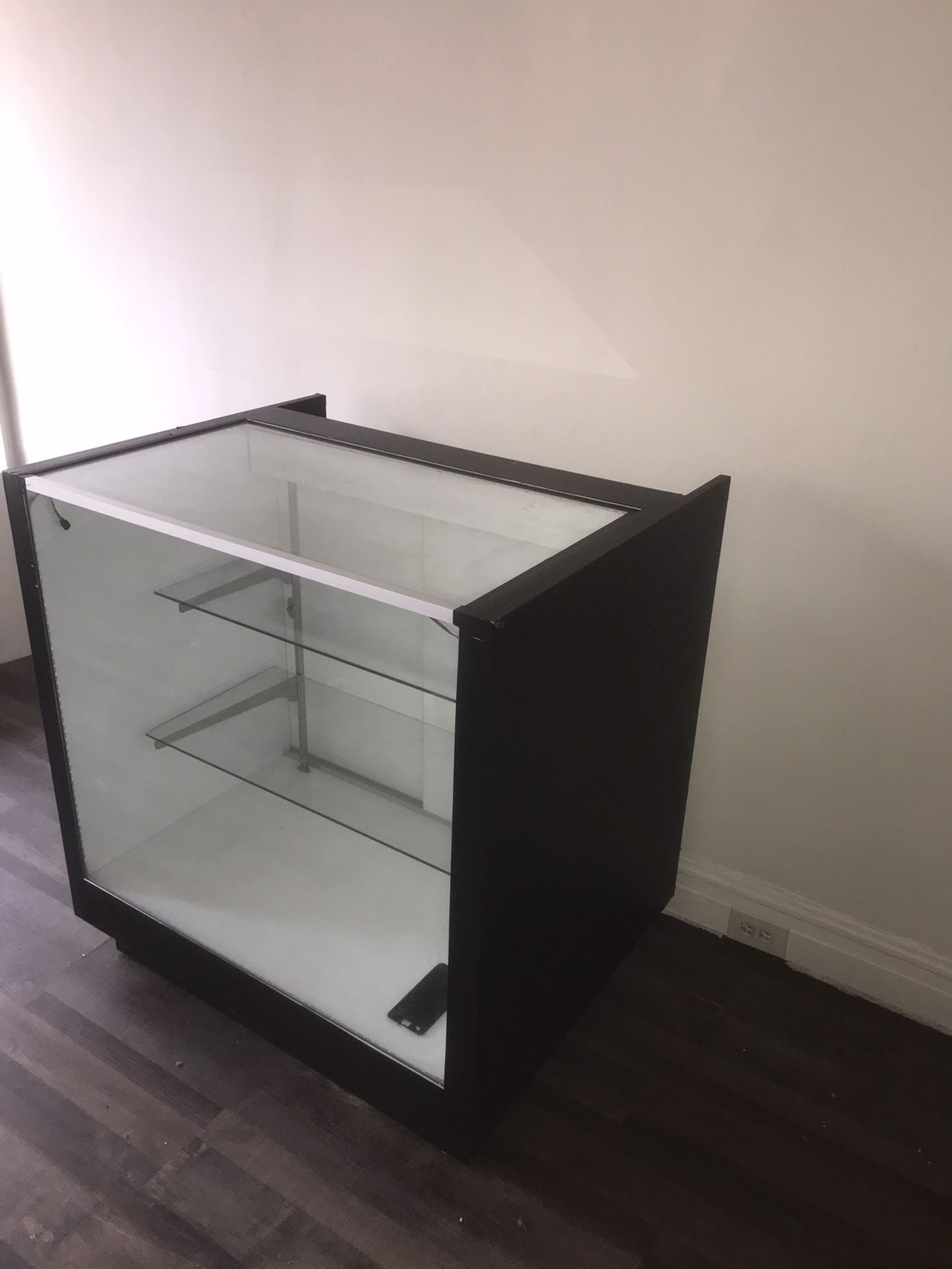 Display Cases for Free to Pick up!!!