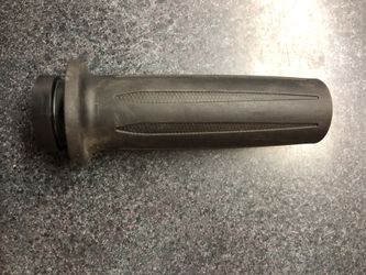 Victory Motorcycles RH Handlebar Grip - 5413501