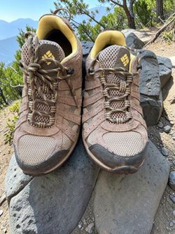 Columbia BL3947-227 Women’s Waterproof Hiking Shoes Brown/Black Size 7 EU 38