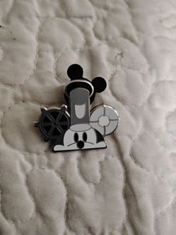 Disney 2013 "Steamboat "Willie" Ear Hat Mystery Pin.