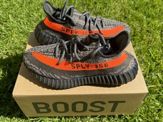Yeezys Boost 350 Carbon Beluga