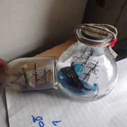 antique boat in a bottle 