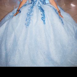 USED QUINCE DRESS