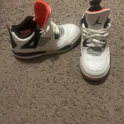 13 C Nike