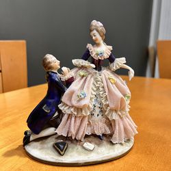 Vary Rare Royal Dresden Ackerman & Fritze Lace Figure Romantic Pair 1908