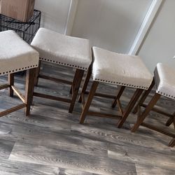 Set of 4 barstools