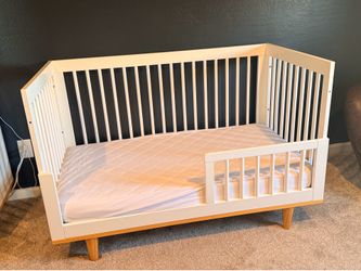 DaVinci Marley 3-in-1 Convertible Crib
