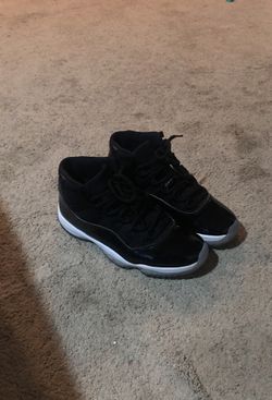 Jordan space jams size 10.5
