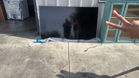 LG Television 70”