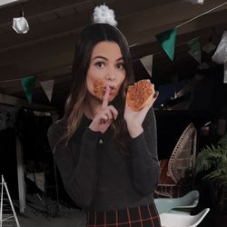 iCarly Cutout - Reboot Season 3 “iFakedIt” 