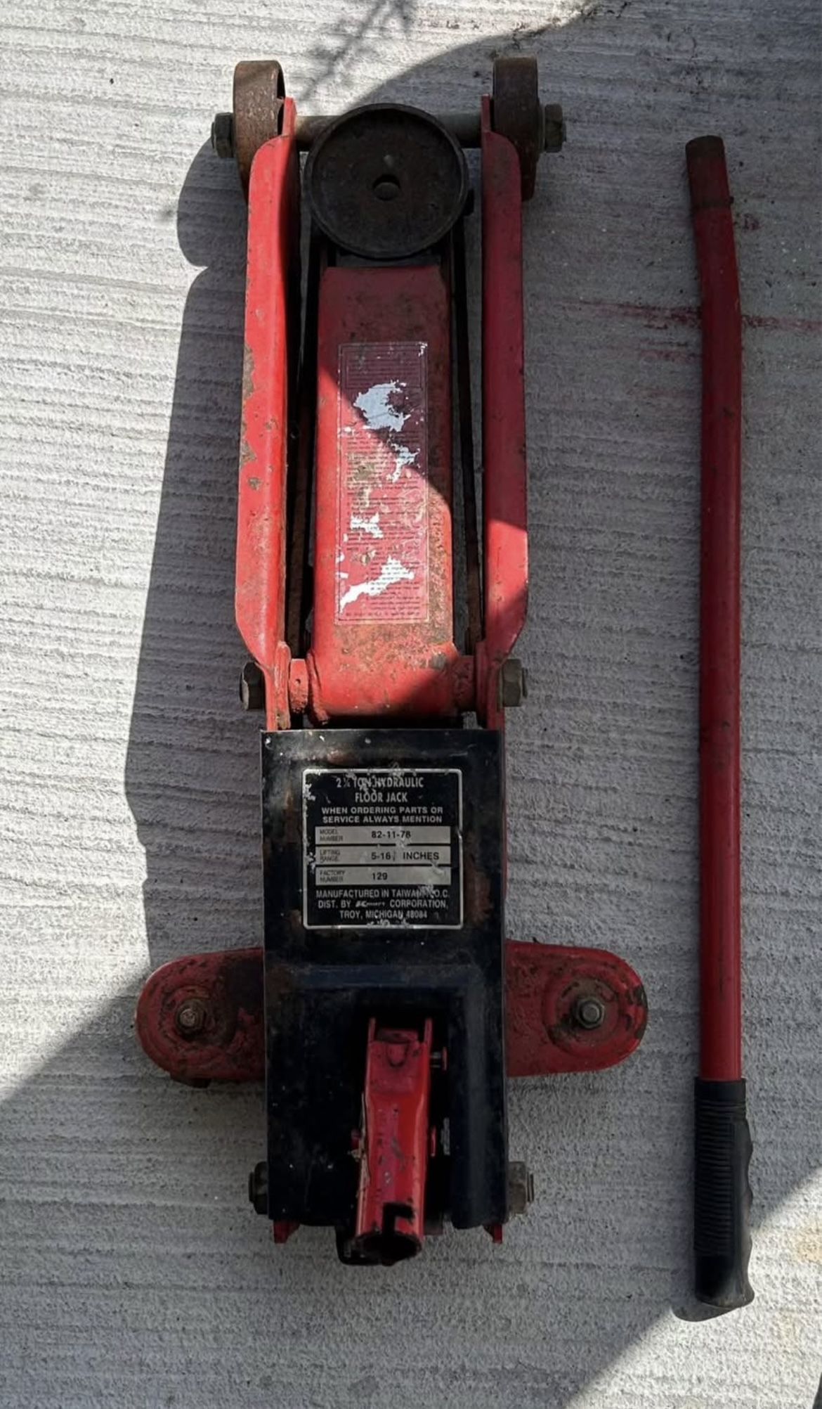 Hydraulic Floor Jack