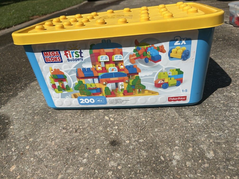 Mega Bloks Lot