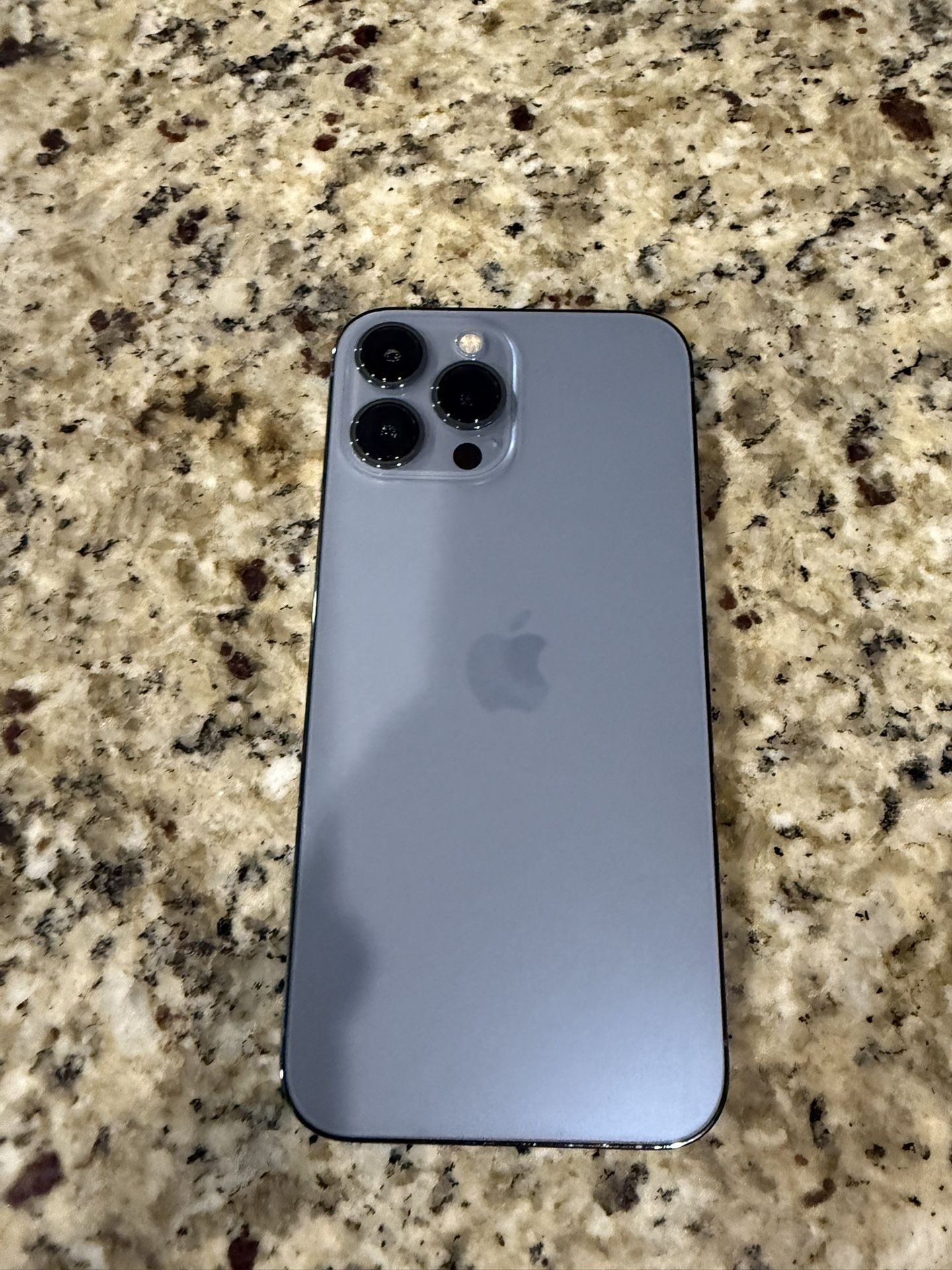 I Phone 13 Promax 256 Unlocked Mint Condition Blue In Color