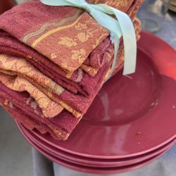 Fall Plates And Napkins
