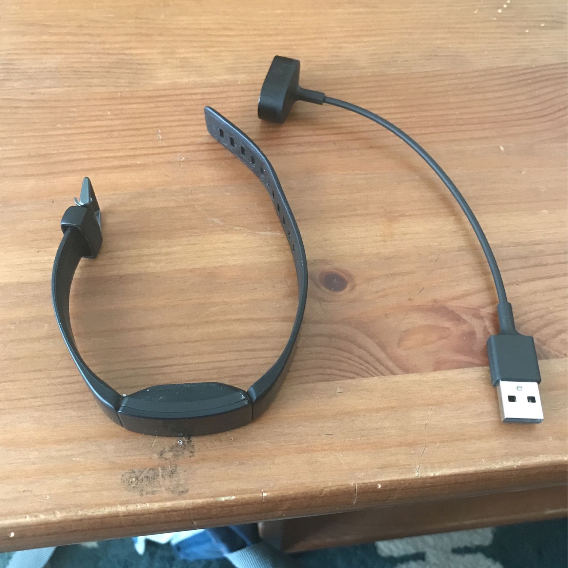 Fitbit Inspire HR With Charger 