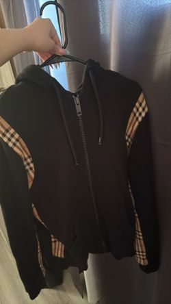 Burberry zip up size xs