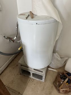 10 Gallon Water Heater