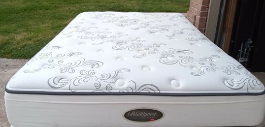Queen Size Mattress (Colchón Queen Size)