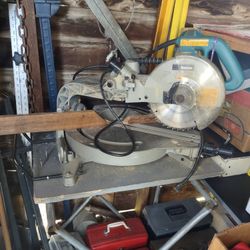 Makita 10" Dual Compound Sliding Miter Saw