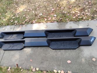 Westin HDX Running Boards / Side Steps