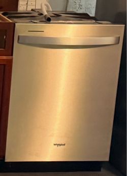 Whirlpool Stainless Steel Built-In Dishwasher
