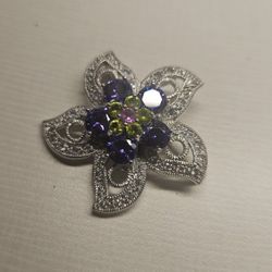 Silver toned Brooch pin