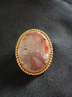 Oval Quartz Agate Brooch