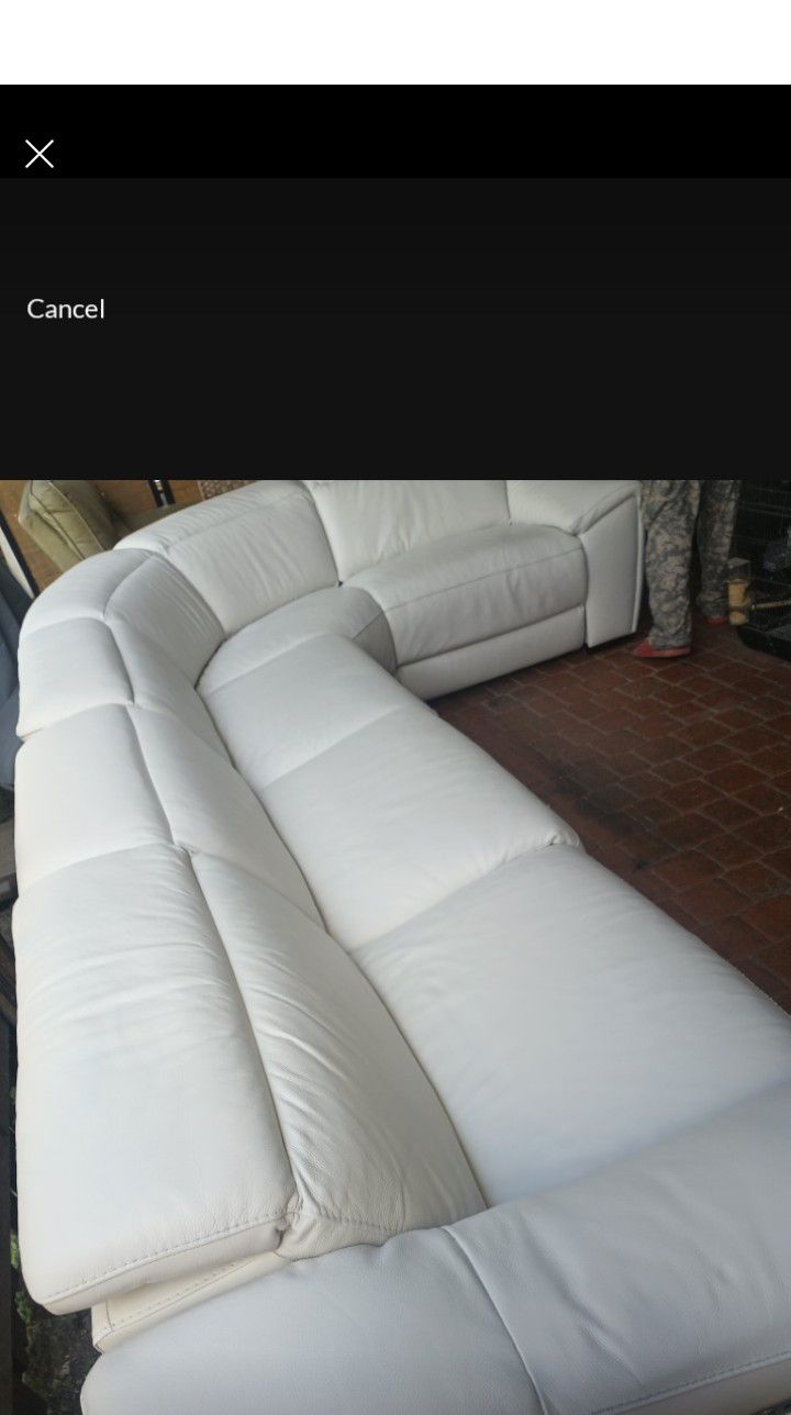 SECTIONAL GENUINE LEATHER RECLINER ELECTRIC ⚡ WHITE COLOR.. DELIVERY SERVICE AVAILABLE 🚚⚡🚚