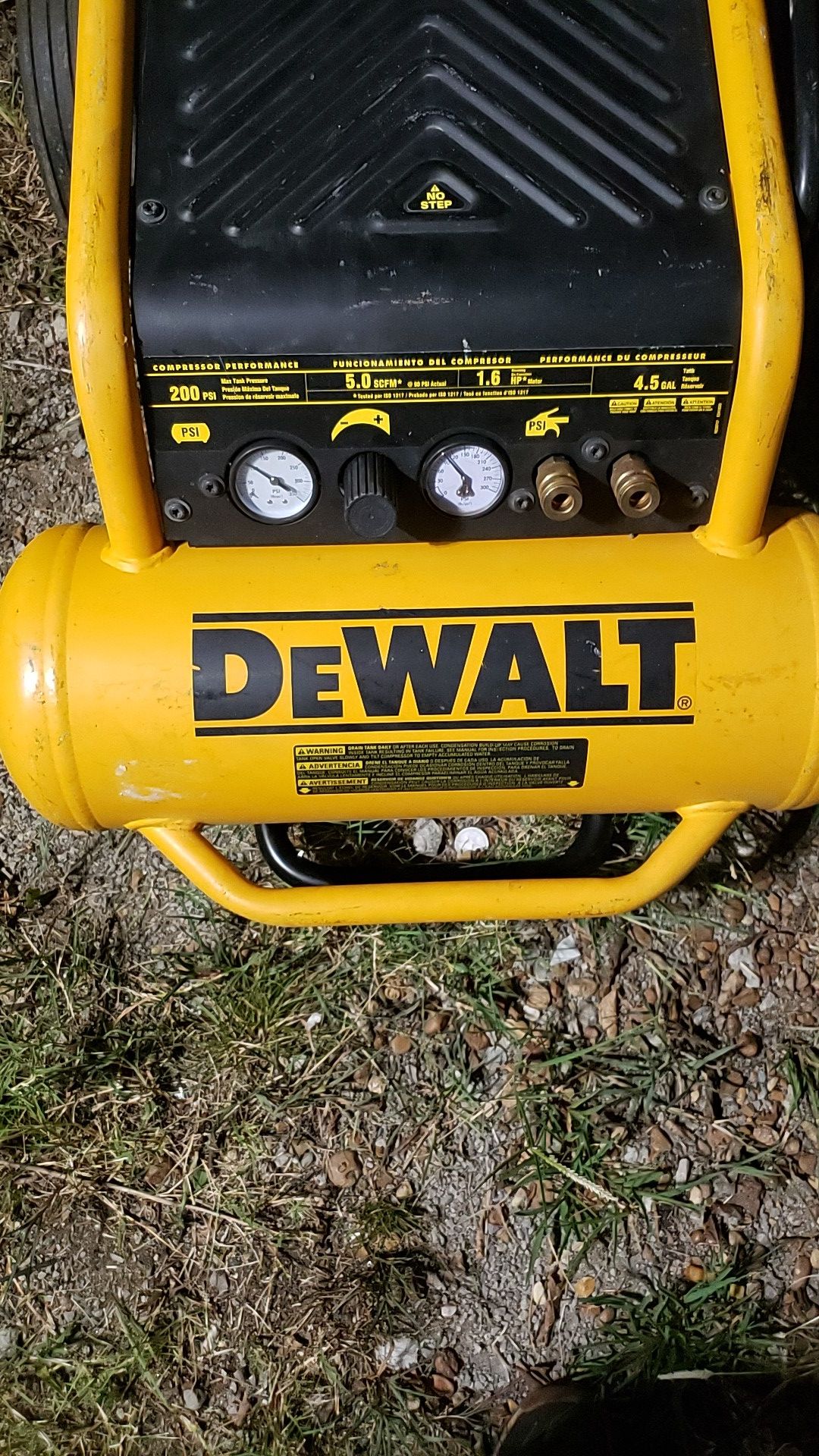 DEWALT 200 psi compressor