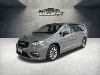 2023 Chrysler Pacifica Hybrid