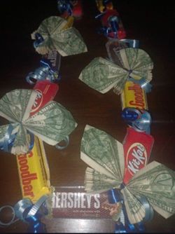 Graduation candy money lei