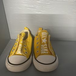 Converse Low Top Shoes