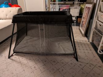 Baby Bjorn Travel Crib Light