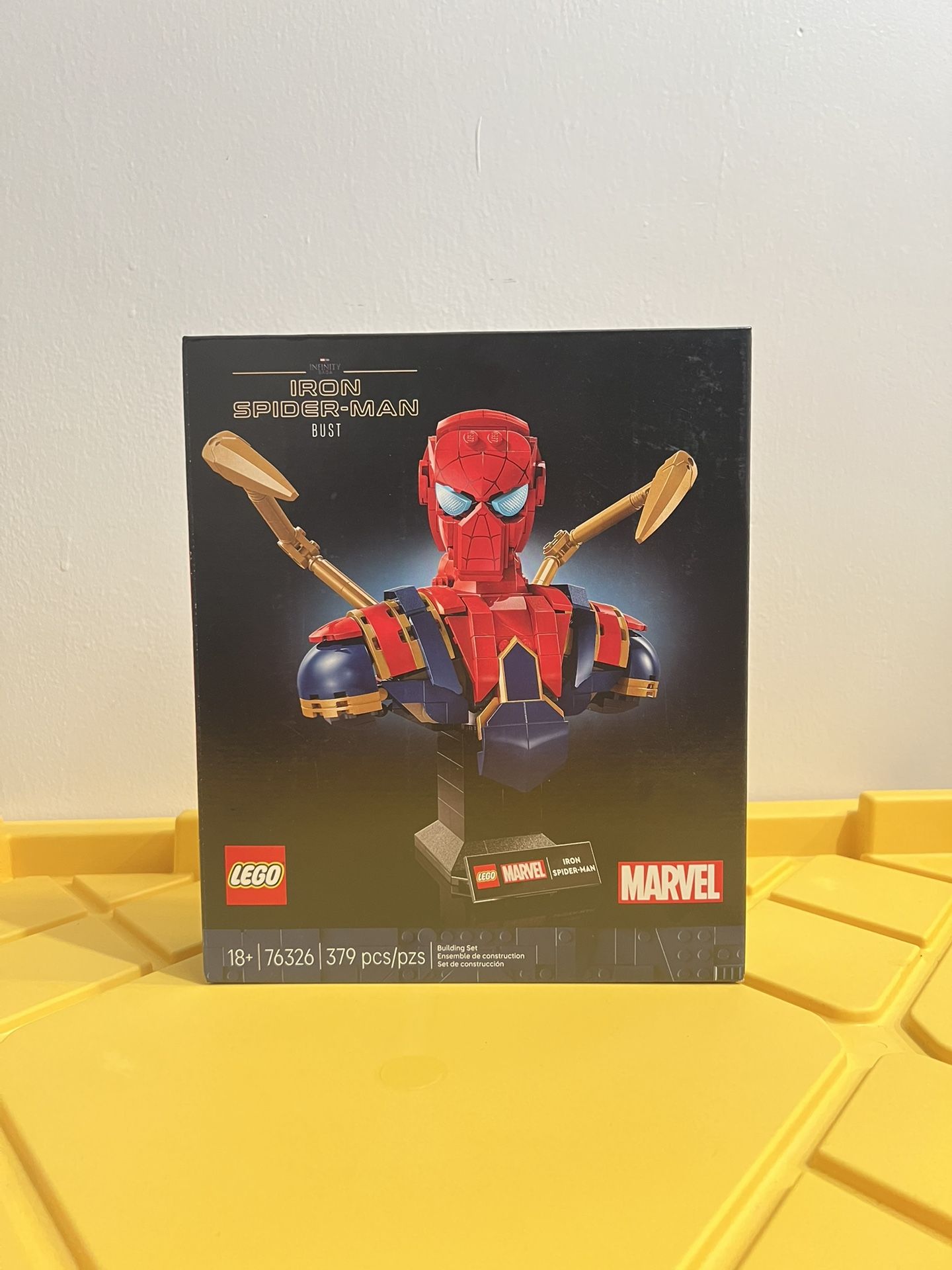 Lego Iron Spider-Man Bust #76326