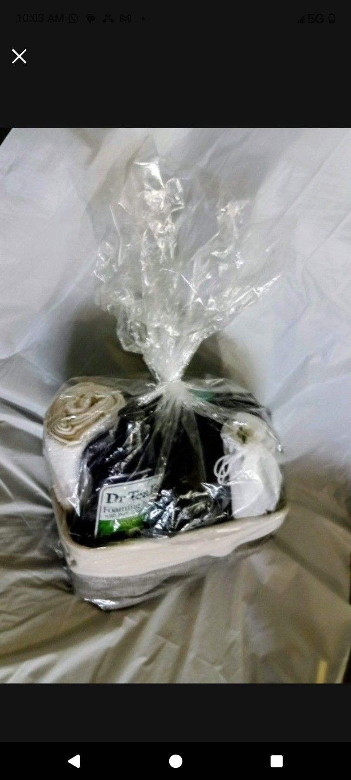 LUXURY GIFT BASKET