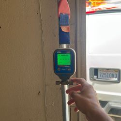 Vacuum gauge 